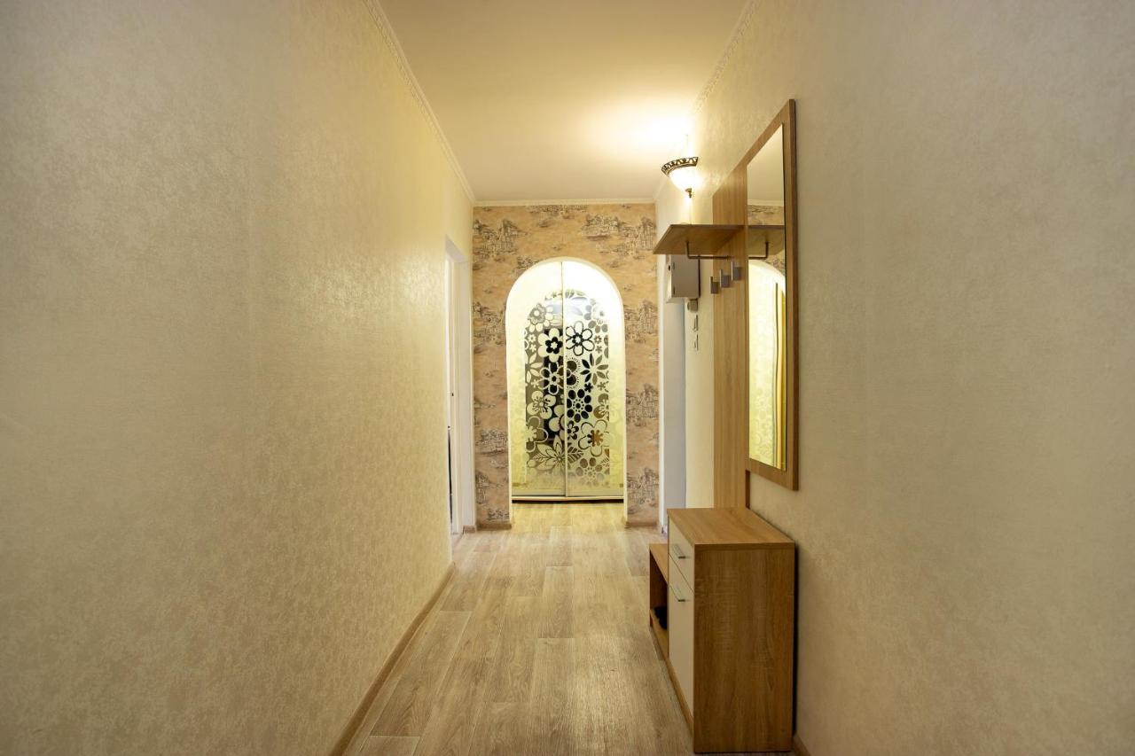 Apartment On Central Avenue-3 Slobodskaya Nikolayev Bagian luar foto